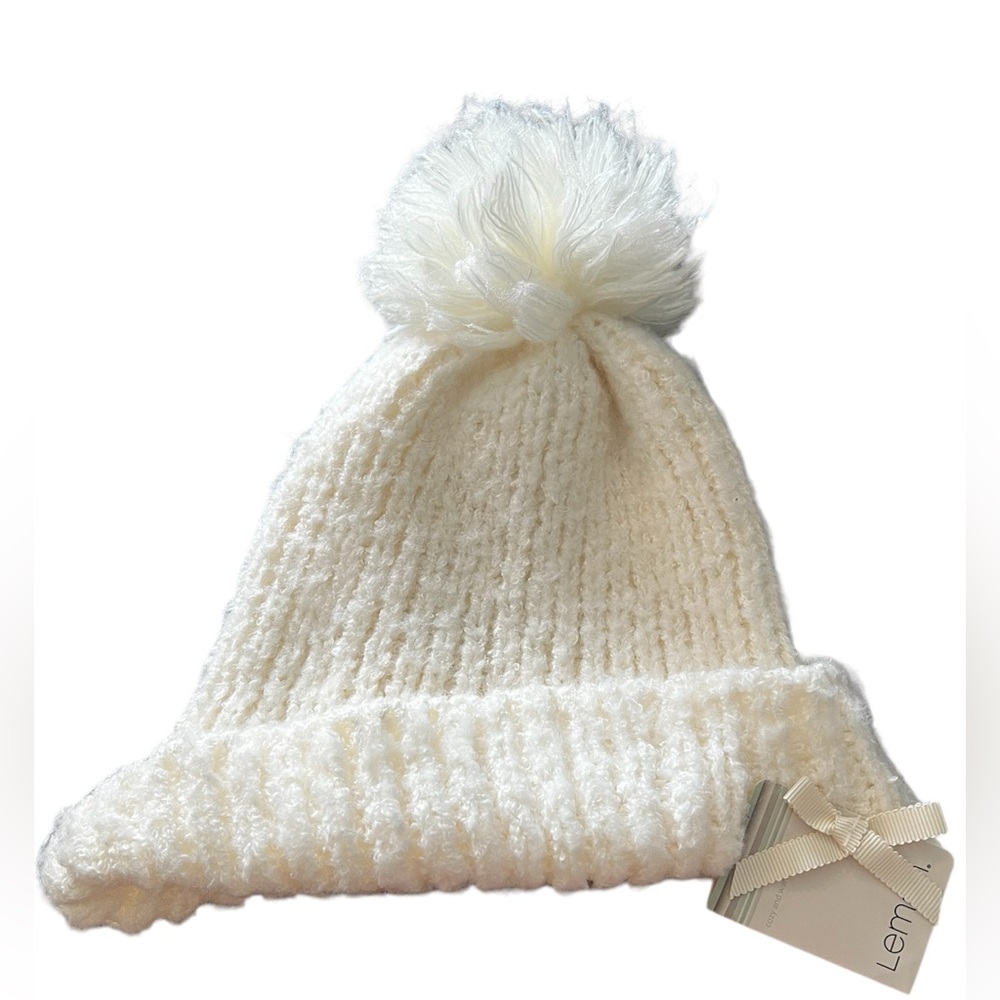 Pom Pom hat